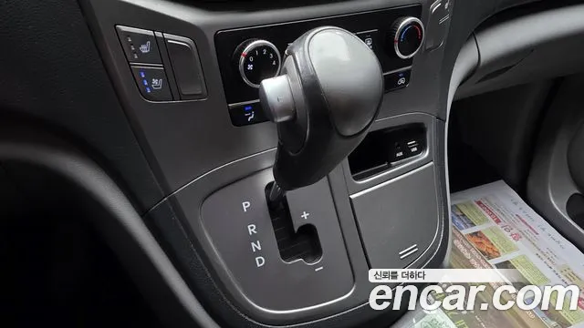 Hyundai Starex 2019 thumb 9