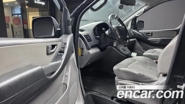 Hyundai Starex 2019 thumb 10