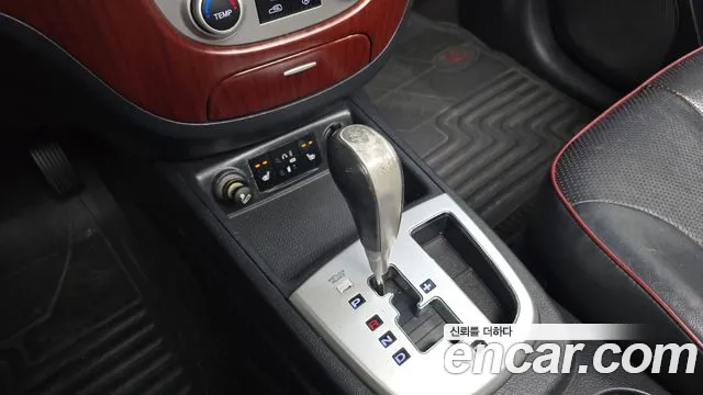 Hyundai Santa Fe 2005 thumb 9