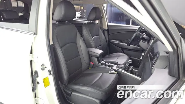 KG_Mobility_Ssangyong TIBOLI 2022 thumb 10