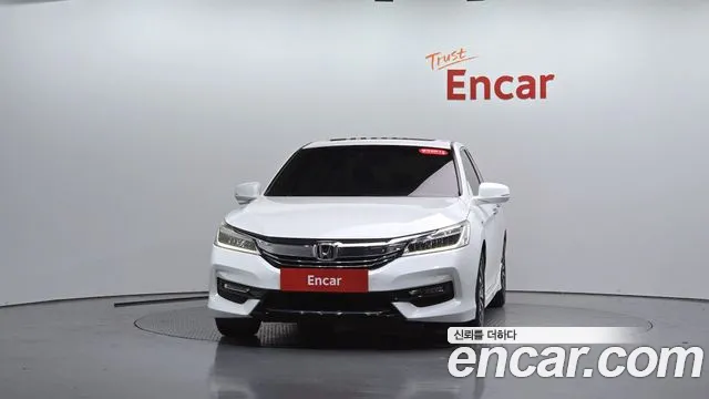 Honda Accord 2017 thumb 2