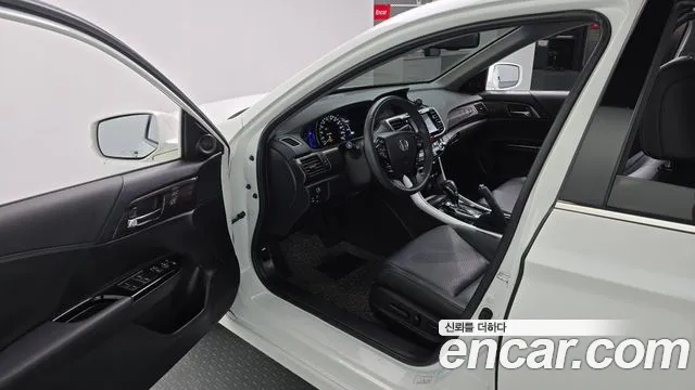 Honda Accord 2017 thumb 9