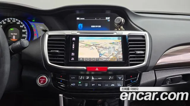 Honda Accord 2017 thumb 11