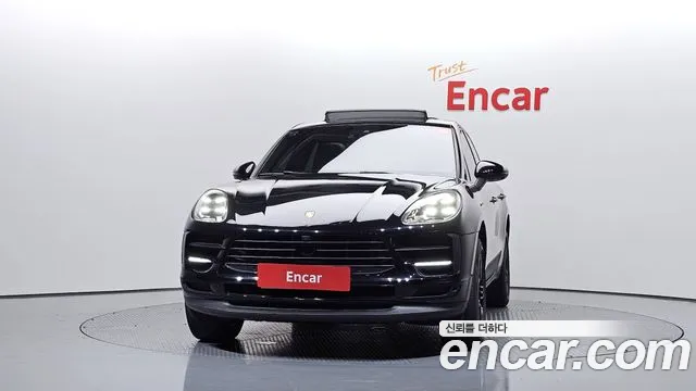 Porsche Macan 2019 thumb 3