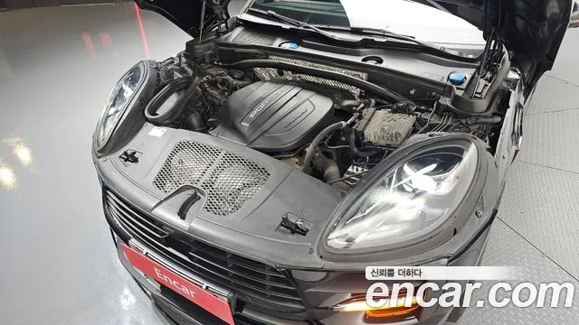 Porsche Macan 2019 thumb 6