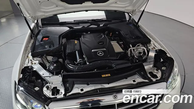 Mercedes-Benz E-Класс 2020 thumb 5