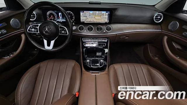 Mercedes-Benz E-Класс 2020 thumb 6