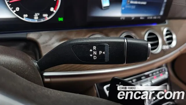 Mercedes-Benz E-Класс 2020 thumb 8