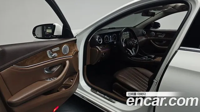 Mercedes-Benz E-Класс 2020 thumb 9