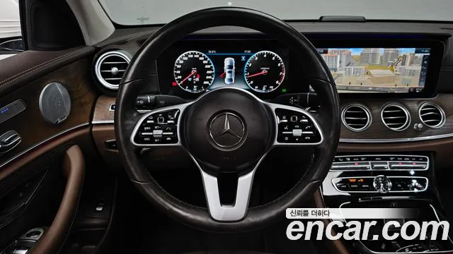 Mercedes-Benz E-Класс 2020 thumb 12