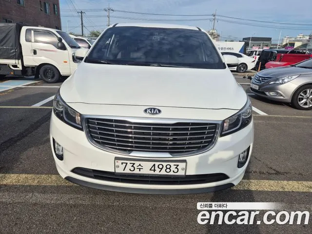 Kia Carnival 2014 thumb 3