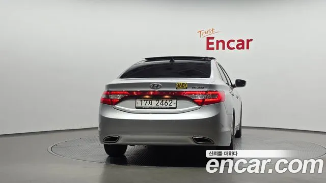 Hyundai Grandeur 2013 thumb 4