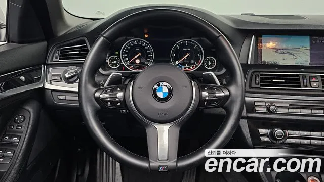 BMW 5-Series 2013 thumb 12
