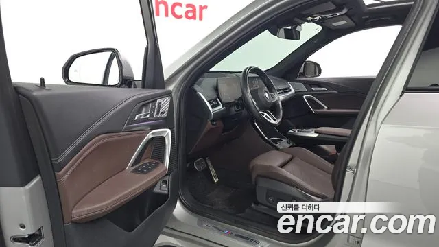 BMW X1 2023 thumb 10
