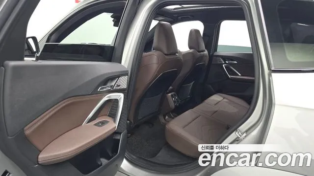 BMW X1 2023 thumb 11