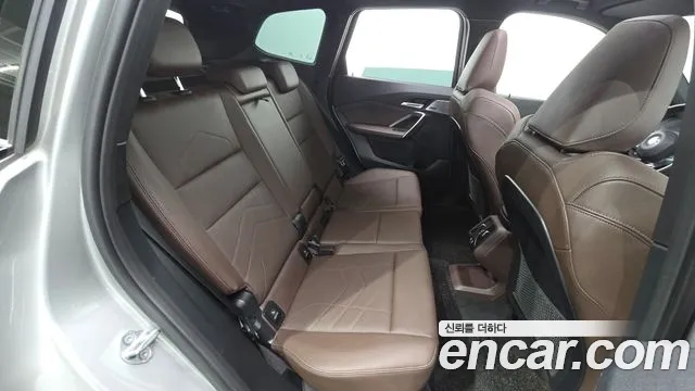 BMW X1 2023 thumb 12