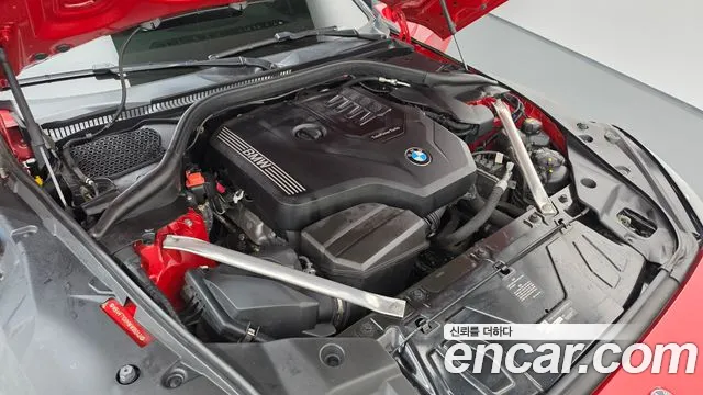 BMW Z4 2020 thumb 6