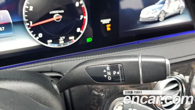 Mercedes-Benz S-Класс 2019 thumb 9
