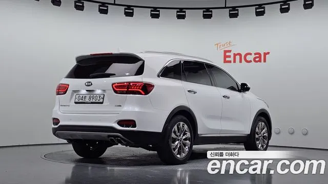 Kia Sorento 2018 thumb 2