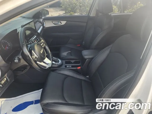 Kia K3 2022 thumb 10