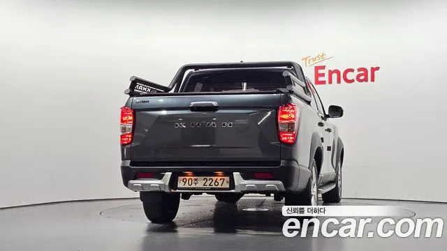 KG_Mobility_Ssangyong Rexton 2019 thumb 4
