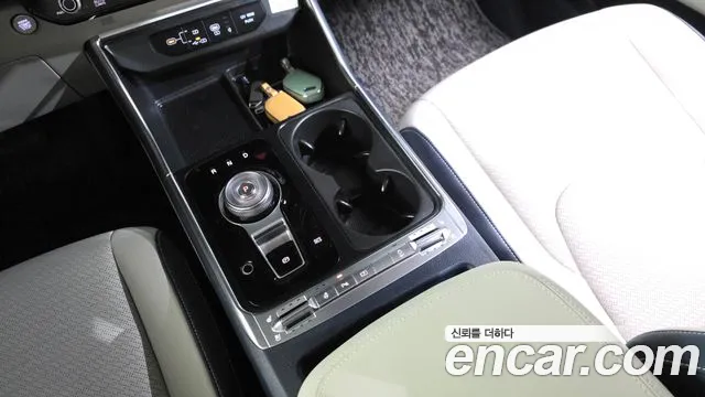 Kia Carnival 2025 thumb 9