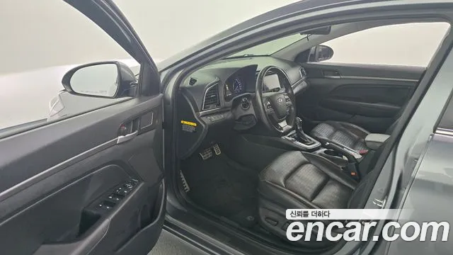 Hyundai Avante 2015 thumb 10