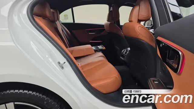 Mercedes-Benz C-Класс 2026 thumb 11