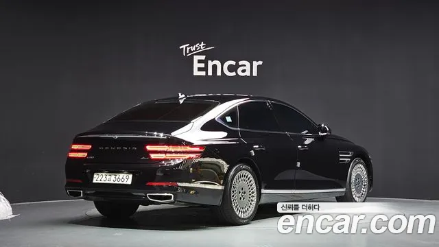 Genesis G80 2022 thumb 2