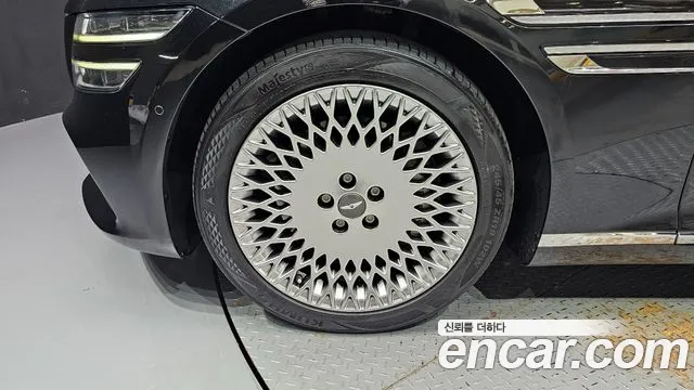 Genesis G80 2022 thumb 5
