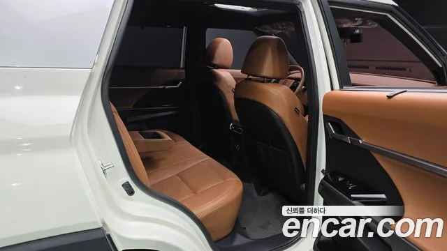 KG_Mobility_Ssangyong Torres 2022 thumb 12