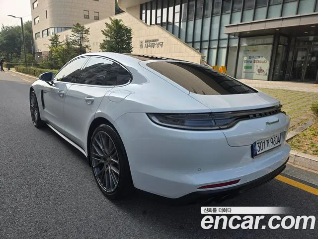 Porsche Panamera 2022 thumb 5