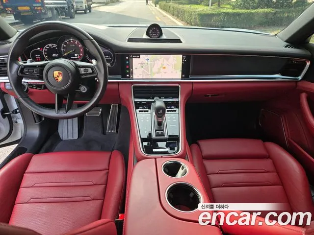 Porsche Panamera 2022 thumb 10