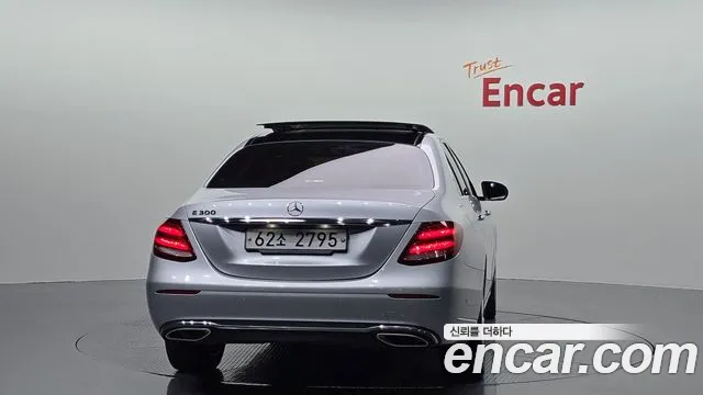 Mercedes-Benz E-Класс 2019 thumb 4