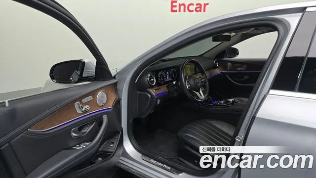 Mercedes-Benz E-Класс 2019 thumb 10