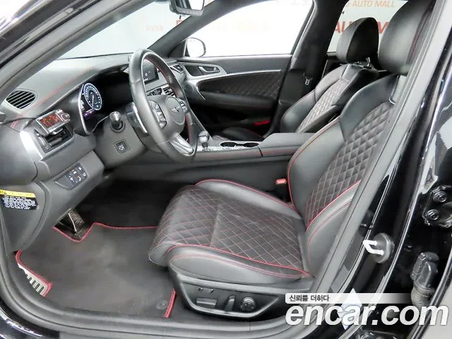 Genesis G70 2019 thumb 10