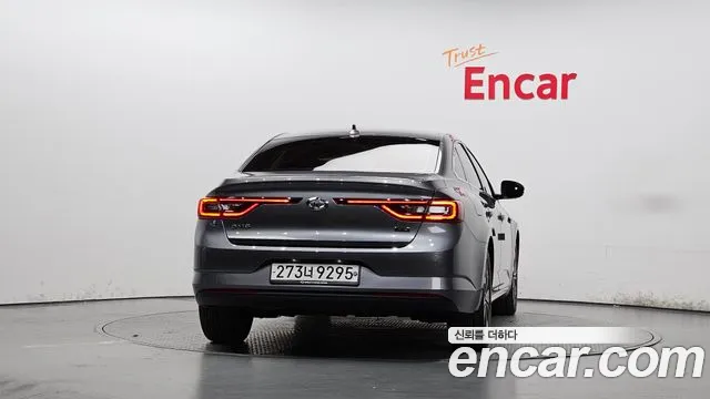 Renault-KoreaSamsung Megane 2019 thumb 3