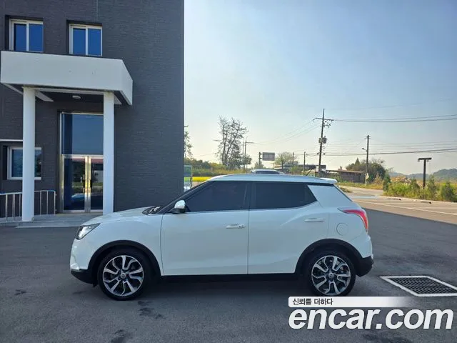 KG_Mobility_Ssangyong TIBOLI 2015 thumb 5