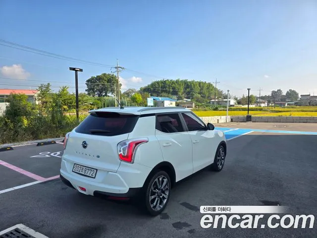 KG_Mobility_Ssangyong TIBOLI 2015 thumb 7