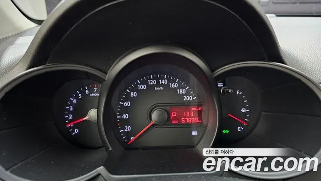 Kia Morning 2011 thumb 7