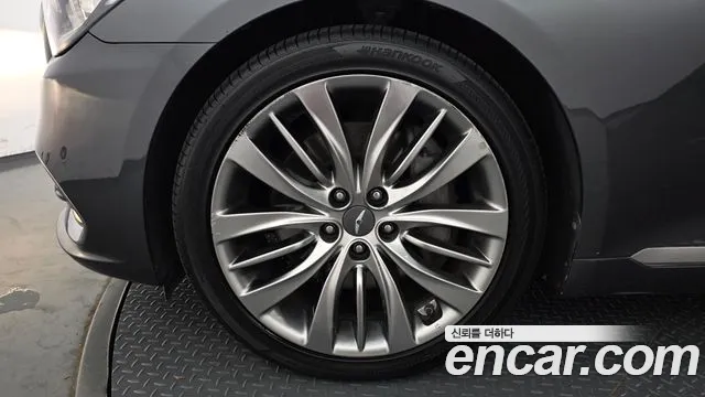 Genesis G80 2018 thumb 5