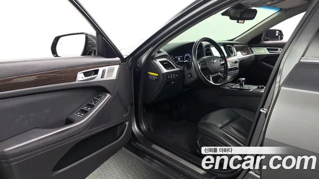 Genesis G80 2018 thumb 10