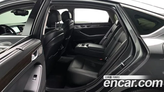 Genesis G80 2018 thumb 12