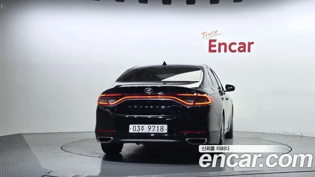 Hyundai Grandeur 2017 thumb 4