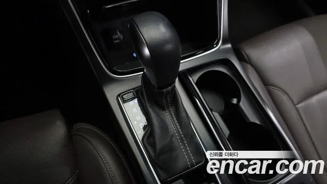 Hyundai Grandeur 2017 thumb 9