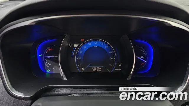 Renault-KoreaSamsung Megane 2017 thumb 7