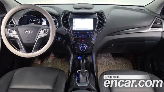 Hyundai Santa Fe 2018 thumb 7