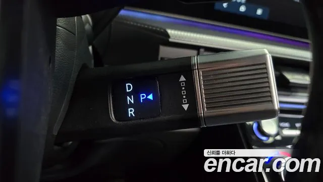 Hyundai Santa Fe 2024 thumb 9