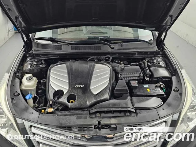 Hyundai Grandeur 2011 thumb 6