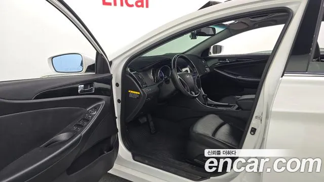 Hyundai Sonata 2010 thumb 10